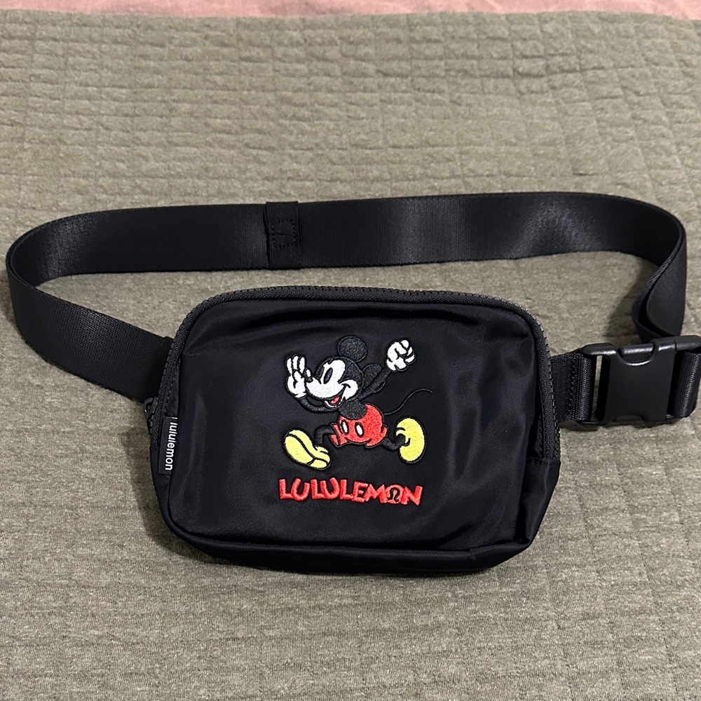 Lululemon Black Belt Bag